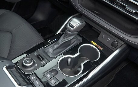 Toyota Highlander, 2025 год, 5 399 000 рублей, 26 фотография