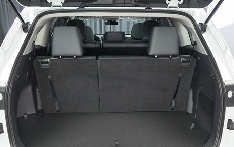 Toyota Highlander, 2025 год, 5 399 000 рублей, 28 фотография