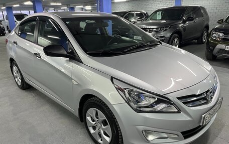 Hyundai Solaris II рестайлинг, 2015 год, 895 000 рублей, 3 фотография