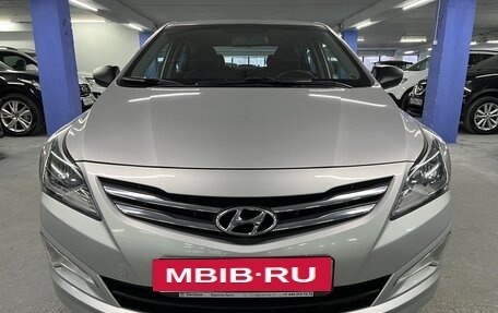 Hyundai Solaris II рестайлинг, 2015 год, 895 000 рублей, 2 фотография