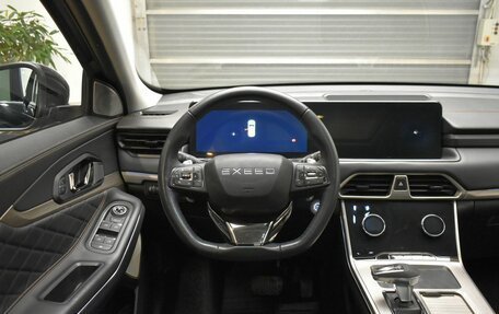 CheryExeed TXL, 2023 год, 2 470 000 рублей, 8 фотография