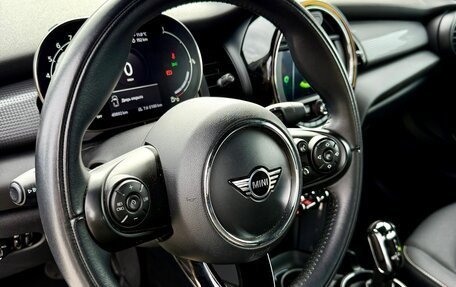 MINI Cabrio, 2020 год, 2 650 000 рублей, 18 фотография