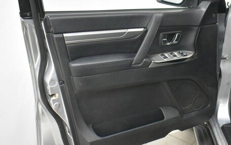 Mitsubishi Pajero IV, 2011 год, 1 699 000 рублей, 8 фотография