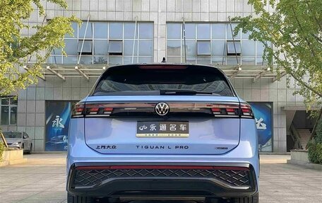 Volkswagen Tiguan, 2024 год, 4 600 000 рублей, 13 фотография