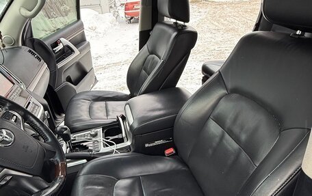 Toyota Land Cruiser 200, 2015 год, 4 200 000 рублей, 5 фотография