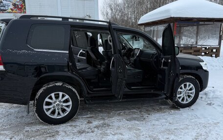 Toyota Land Cruiser 200, 2015 год, 4 200 000 рублей, 2 фотография