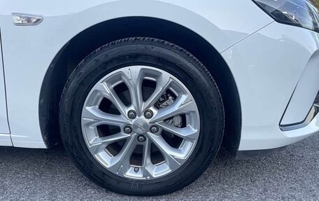 Chevrolet Monza, 2022 год, 1 300 000 рублей, 14 фотография