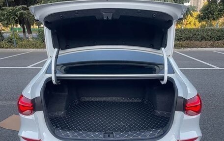 Chevrolet Monza, 2022 год, 1 300 000 рублей, 15 фотография