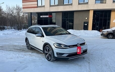 Volkswagen Golf VII, 2018 год, 2 050 000 рублей, 2 фотография