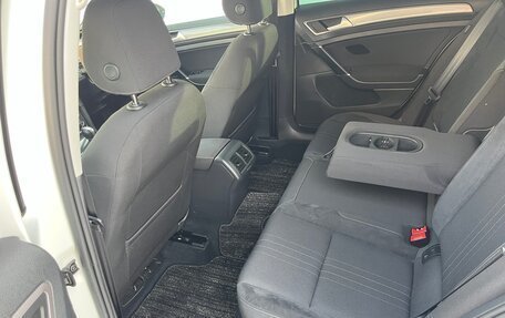 Volkswagen Golf VII, 2018 год, 2 050 000 рублей, 31 фотография