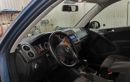 Volkswagen Tiguan I, 2011 год, 1 600 000 рублей, 11 фотография