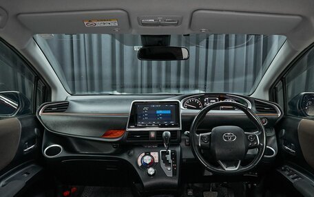 Toyota Sienta II, 2018 год, 1 590 000 рублей, 7 фотография