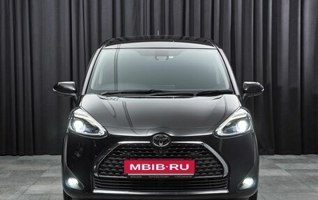 Toyota Sienta II, 2018 год, 1 590 000 рублей, 2 фотография