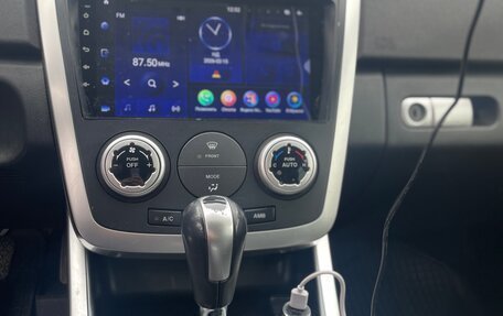 Mazda CX-7 I рестайлинг, 2007 год, 550 000 рублей, 3 фотография