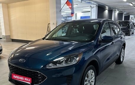 Ford Escape, 2019 год, 1 750 000 рублей, 3 фотография