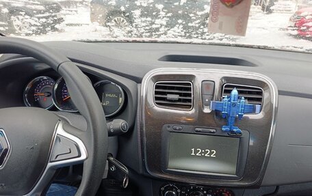 Renault Sandero II рестайлинг, 2022 год, 1 550 000 рублей, 2 фотография