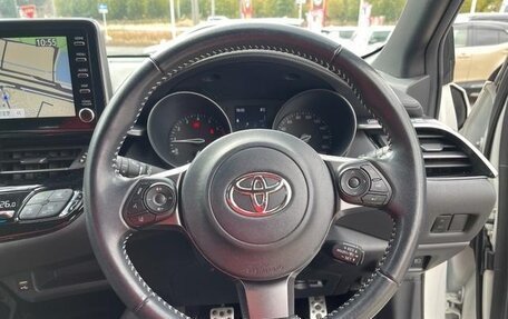 Toyota C-HR I рестайлинг, 2022 год, 1 847 000 рублей, 6 фотография