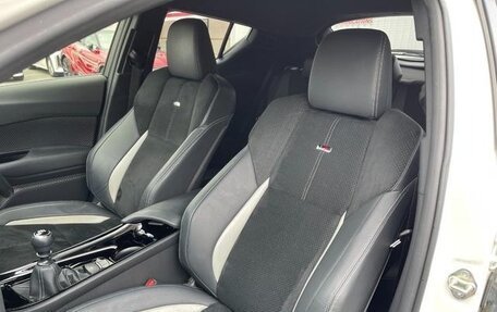 Toyota C-HR I рестайлинг, 2022 год, 1 847 000 рублей, 24 фотография