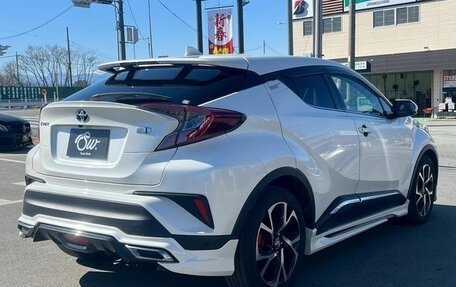 Toyota C-HR I рестайлинг, 2022 год, 1 857 000 рублей, 6 фотография