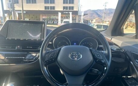 Toyota C-HR I рестайлинг, 2022 год, 1 857 000 рублей, 13 фотография