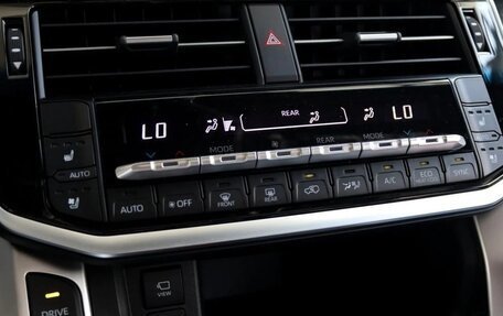 Toyota Land Cruiser, 2026 год, 13 520 000 рублей, 19 фотография