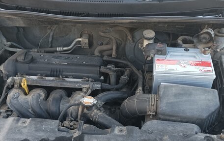 Hyundai Solaris II рестайлинг, 2011 год, 630 000 рублей, 13 фотография