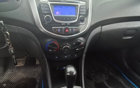 Hyundai Solaris II рестайлинг, 2012 год, 850 000 рублей, 11 фотография