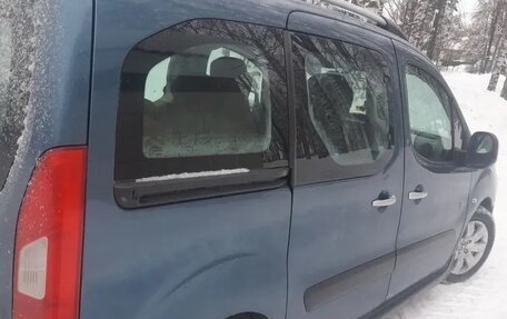 Peugeot Partner II рестайлинг 2, 2011 год, 570 000 рублей, 4 фотография