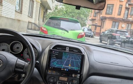 Toyota RAV4, 2005 год, 1 200 000 рублей, 2 фотография