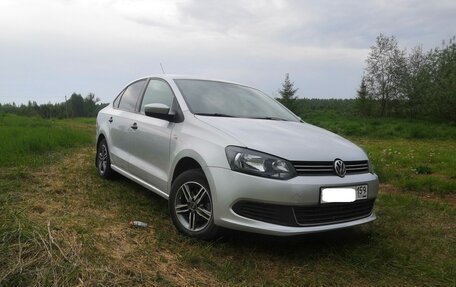 Volkswagen Polo VI (EU Market), 2011 год, 599 000 рублей, 1 фотография