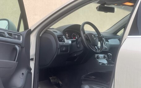 Volkswagen Touareg III, 2014 год, 2 100 000 рублей, 16 фотография