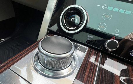 Land Rover Range Rover IV рестайлинг, 2015 год, 3 670 000 рублей, 13 фотография