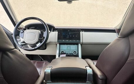 Land Rover Range Rover IV рестайлинг, 2015 год, 3 670 000 рублей, 20 фотография