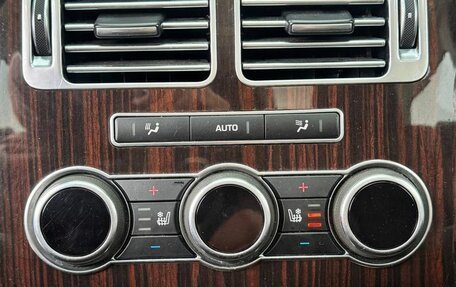 Land Rover Range Rover IV рестайлинг, 2015 год, 3 670 000 рублей, 22 фотография