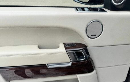 Land Rover Range Rover IV рестайлинг, 2015 год, 3 670 000 рублей, 34 фотография