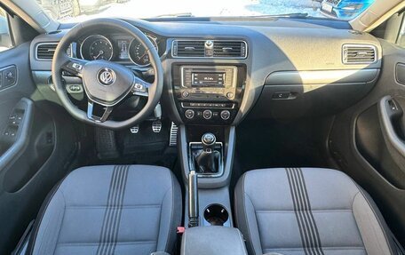 Volkswagen Jetta VI, 2016 год, 1 060 000 рублей, 9 фотография