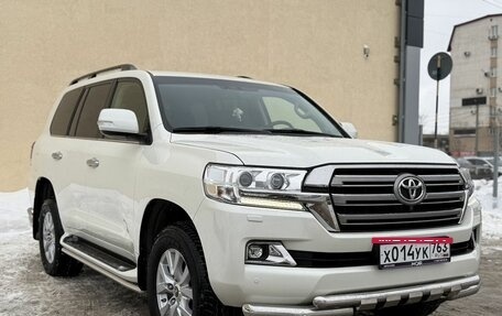 Toyota Land Cruiser 200, 2019 год, 7 500 000 рублей, 3 фотография