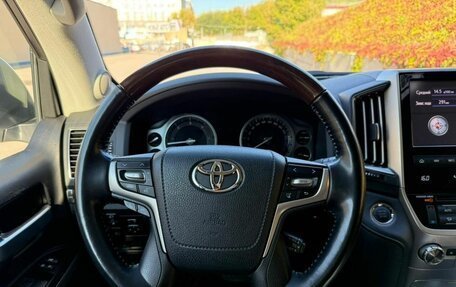 Toyota Land Cruiser 200, 2019 год, 7 500 000 рублей, 15 фотография