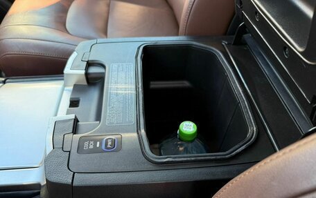 Toyota Land Cruiser 200, 2019 год, 7 500 000 рублей, 21 фотография