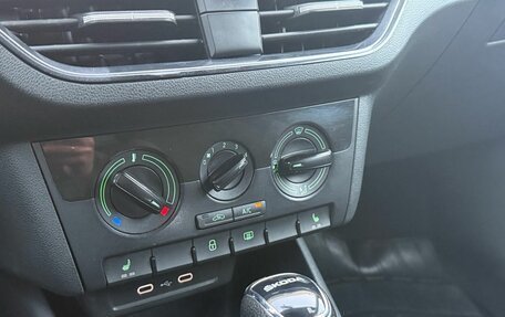 Skoda Rapid II, 2021 год, 1 270 000 рублей, 11 фотография