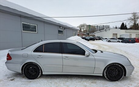 Mercedes-Benz E-Класс, 2005 год, 699 000 рублей, 5 фотография