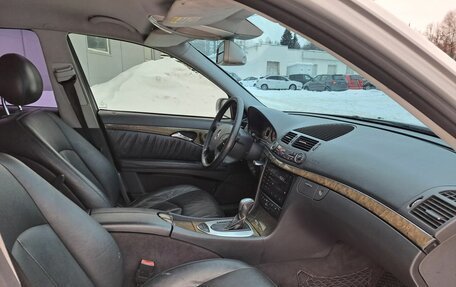 Mercedes-Benz E-Класс, 2005 год, 699 000 рублей, 13 фотография