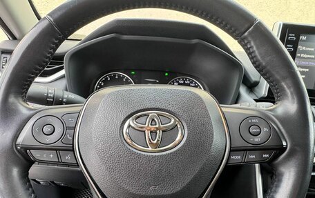 Toyota RAV4, 2021 год, 3 530 000 рублей, 11 фотография