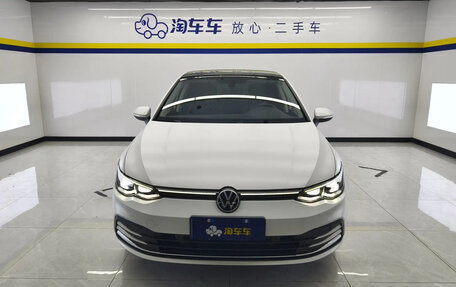 Volkswagen Golf VIII, 2022 год, 1 650 000 рублей, 3 фотография