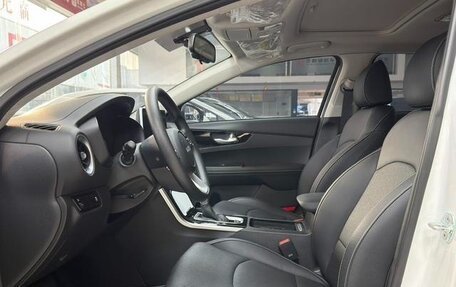 KIA K3, 2022 год, 1 600 000 рублей, 6 фотография