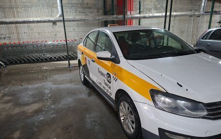 Volkswagen Polo VI (EU Market), 2019 год, 650 000 рублей, 2 фотография