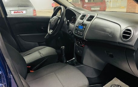 Renault Logan II, 2017 год, 770 000 рублей, 15 фотография