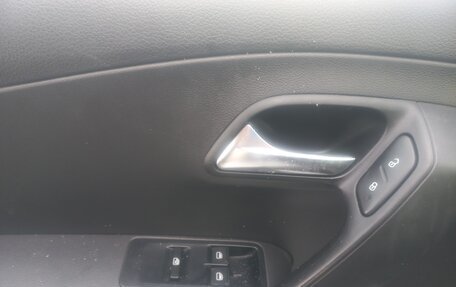 Volkswagen Polo VI (EU Market), 2011 год, 599 000 рублей, 4 фотография