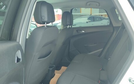 Opel Astra J, 2013 год, 670 000 рублей, 9 фотография