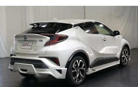 Toyota C-HR I рестайлинг, 2022 год, 1 851 000 рублей, 3 фотография